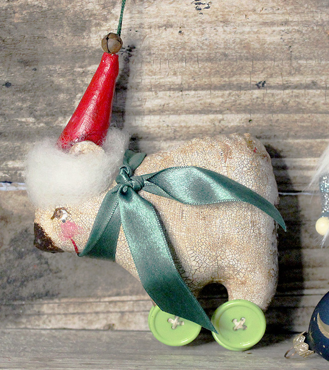 Wombat, Vintage Style Tree Decoration | White